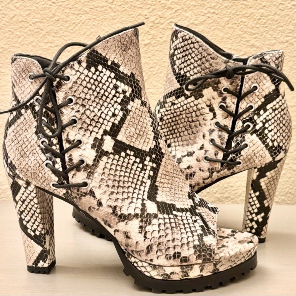 New AllSaints Heeled Platform Micaela
Booties Suede Snake Print Sz 38 US 7.5